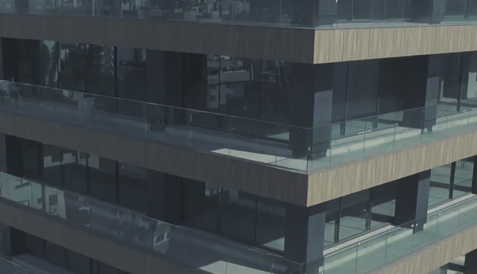 Fachada de prédio residencial com varandas